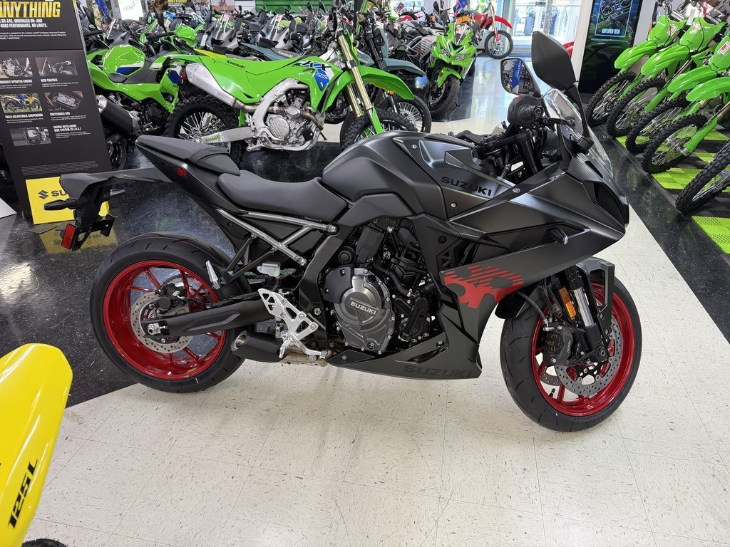 2027 Suzuki GSX-8R in warsaw IN