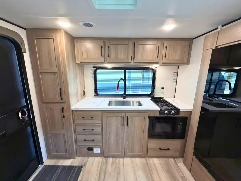 2025 Coleman Coleman 21RX