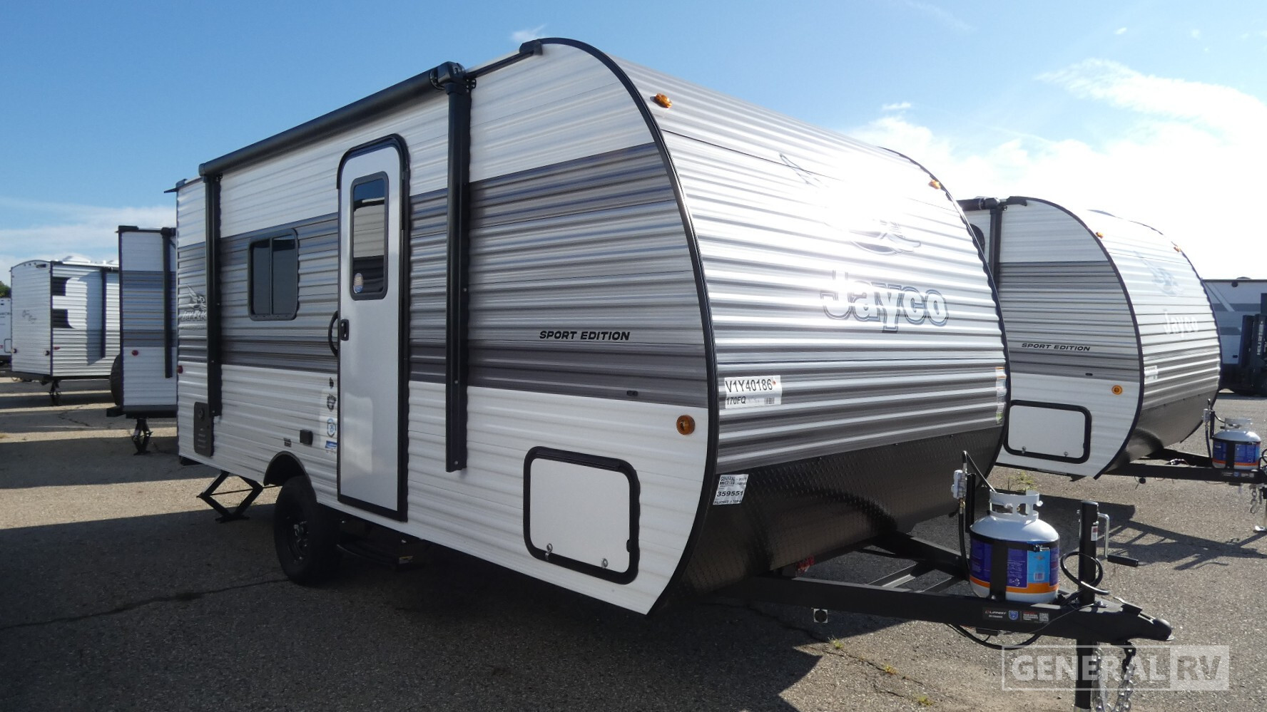 2027 Jayco FLIGHT 170FQ SPORT EDITION in mt clemens MI