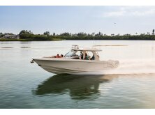Boston Whaler 350 Realm Review image