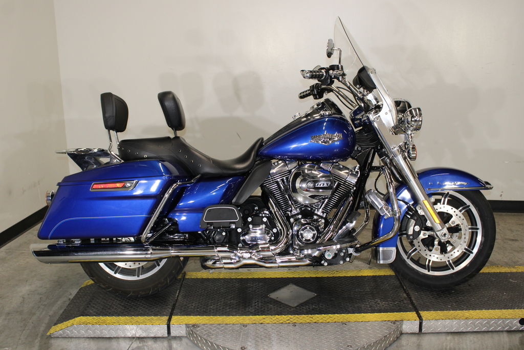 2015 Harley-Davidson® FLHR - Road King® in Fort Worth, TX