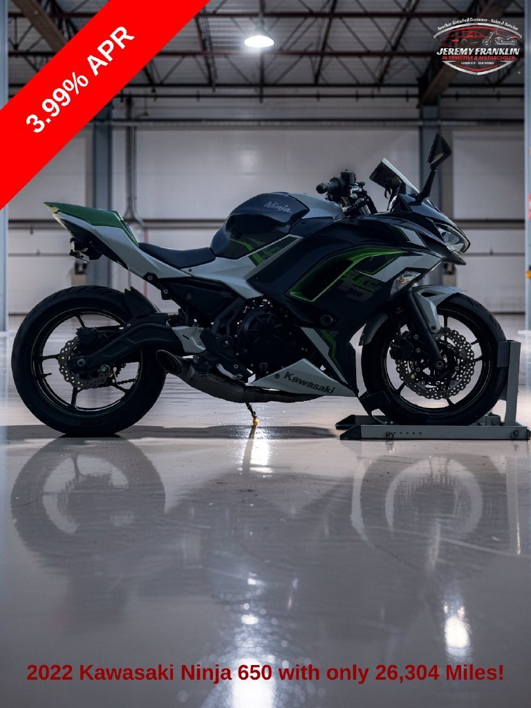 2022 Kawasaki Ninja in Blue Springs, MO