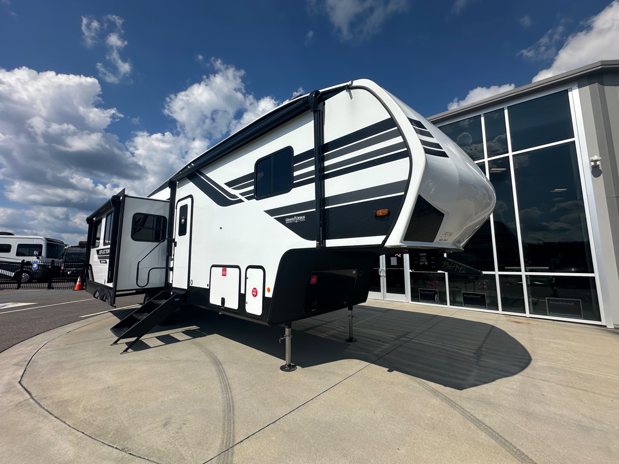 2027 Grand Design Reflection 100 Series 29RL in richmond hill GA