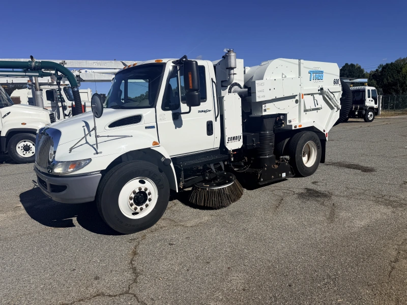 2015 INTERNATIONAL 4300