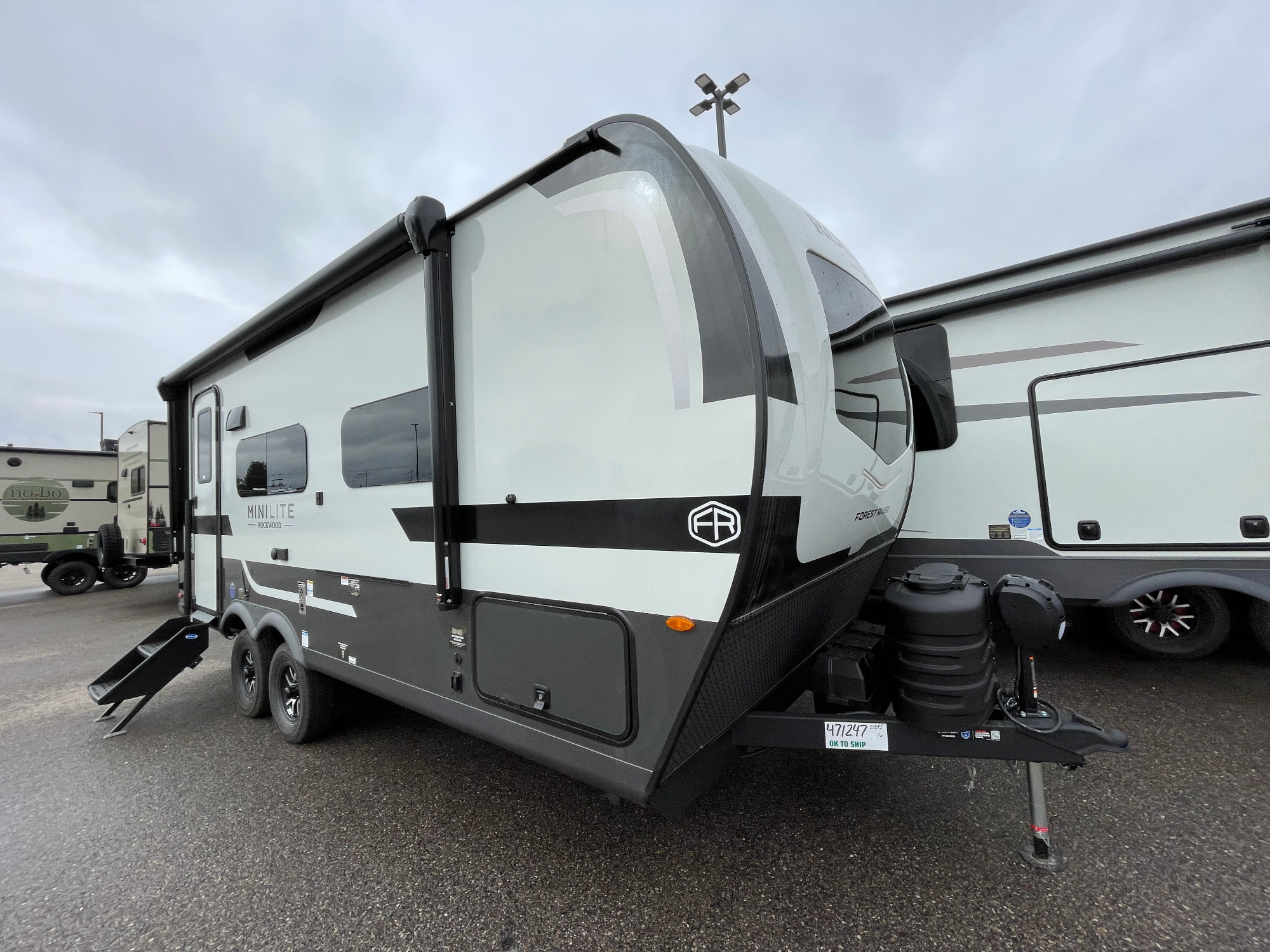 2027 Forest River ROCKWOOD MINI LITE 2109S in idaho falls ID
