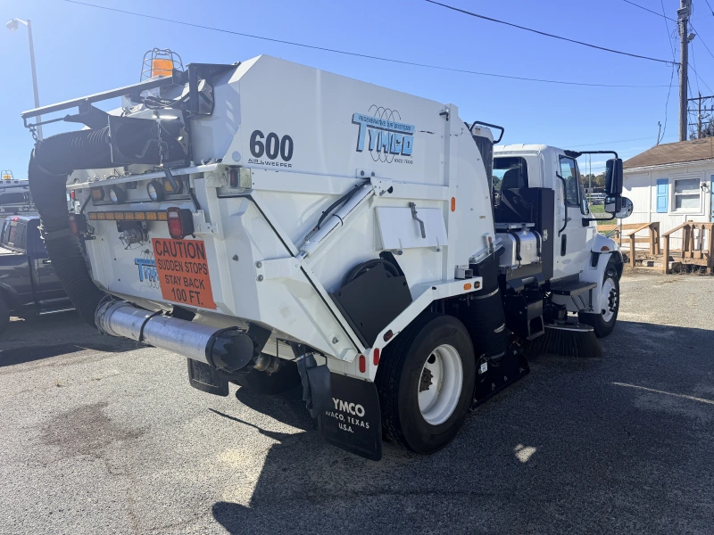 2015 INTERNATIONAL 4300