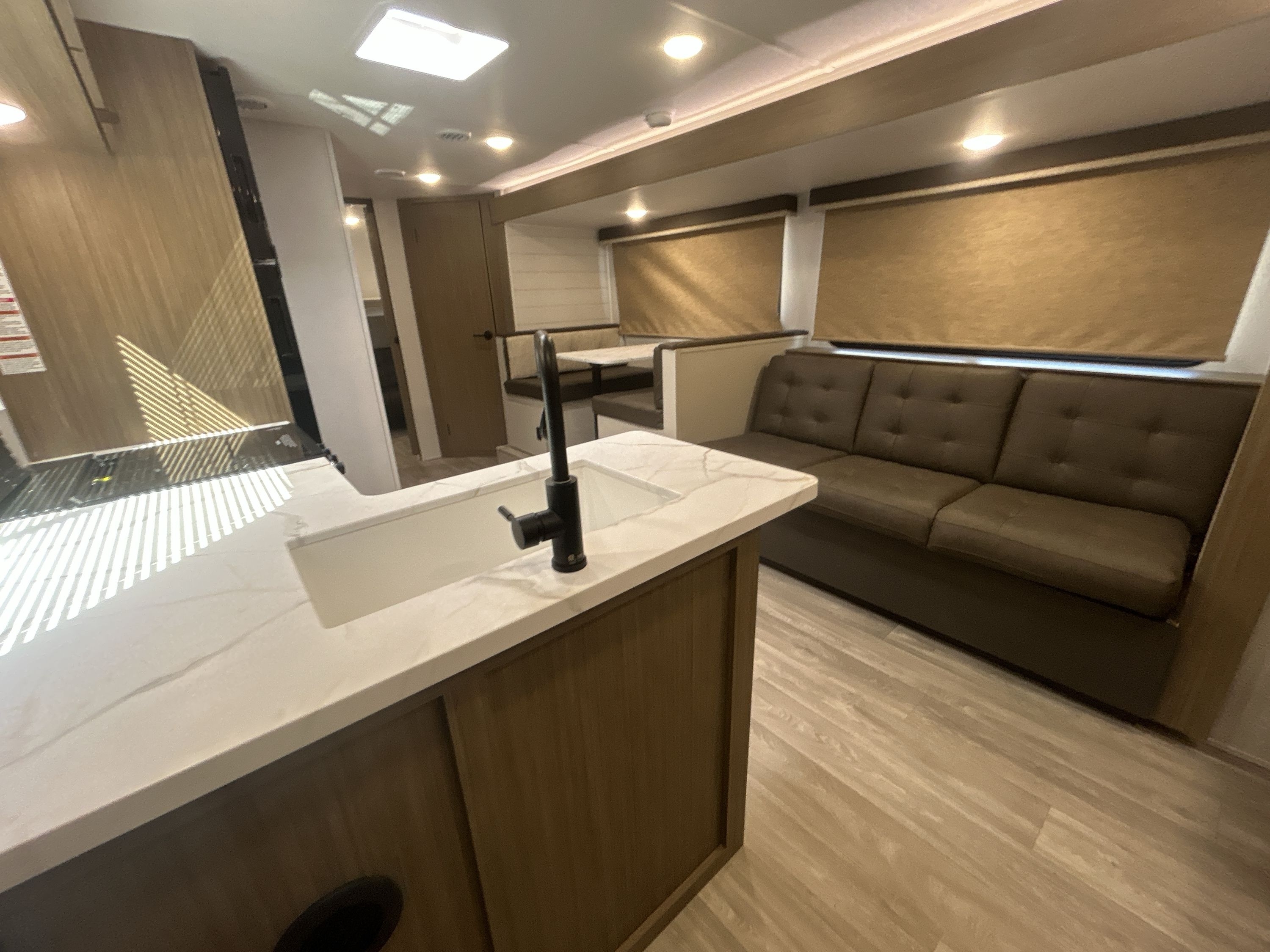 2027 Forest River SALEM CRUISE LITE 273QBXL in lewisville TX