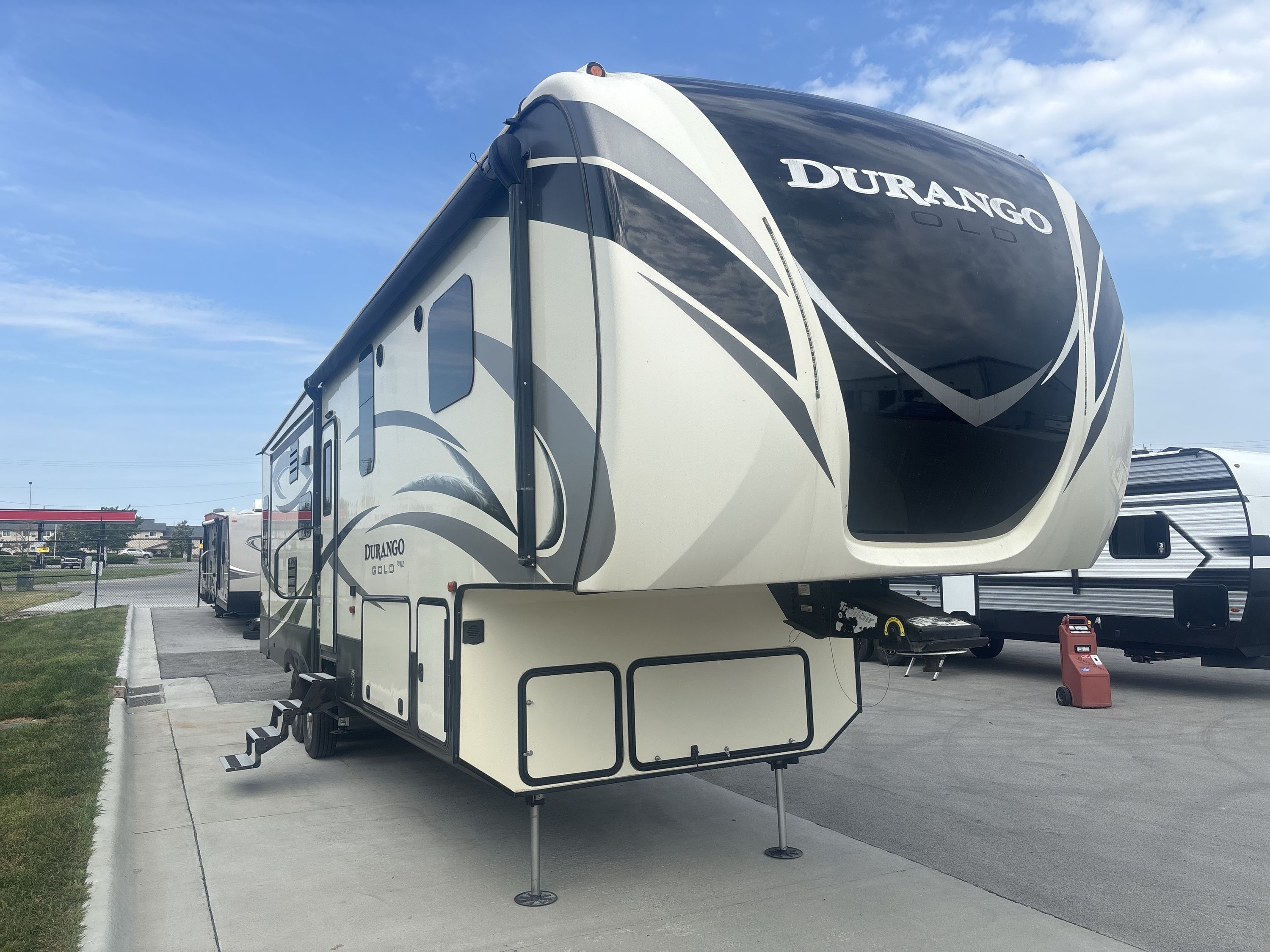 2018 K-Z Rv DURANGO GOLD 355RLT RV