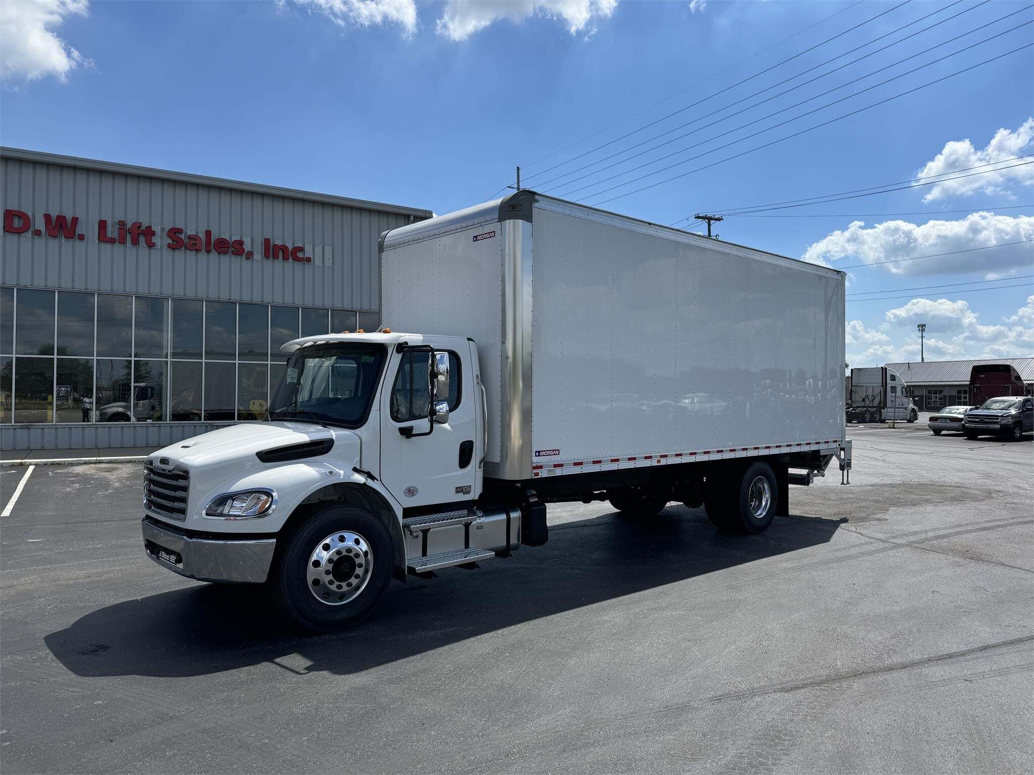 2027 FREIGHTLINER BUSINESS CLASS M2 106 PLUS in Columbus, OH