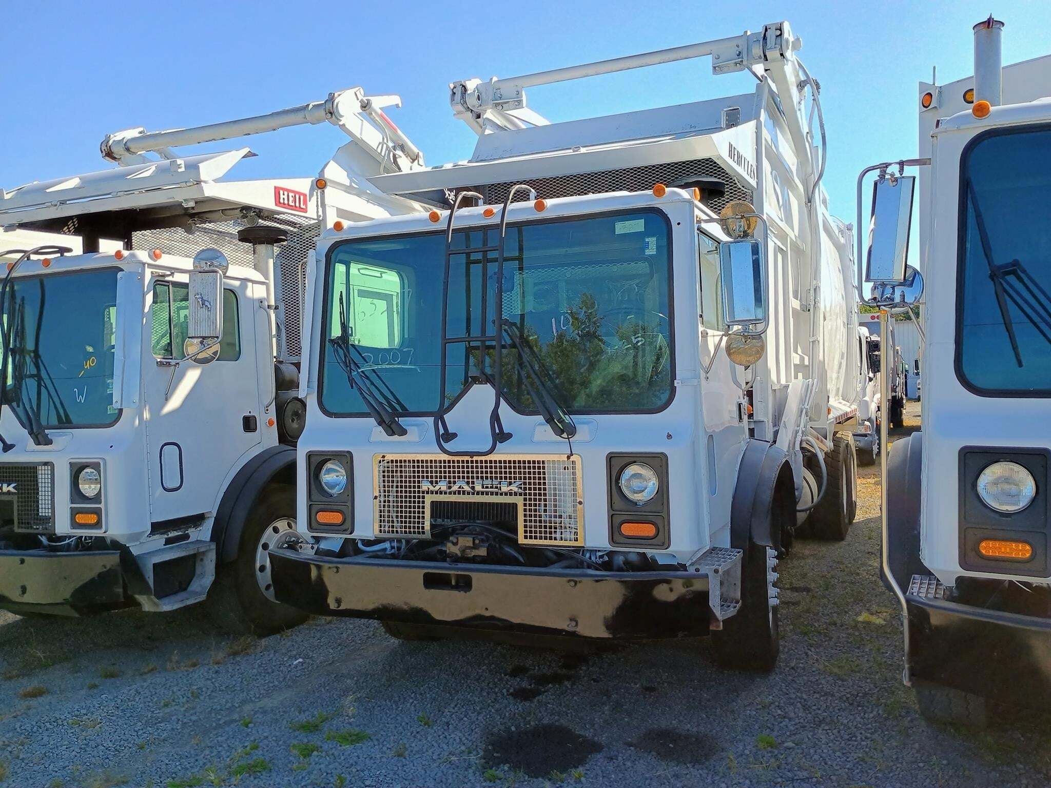 2007 MACK 600 in Bealeton, VA