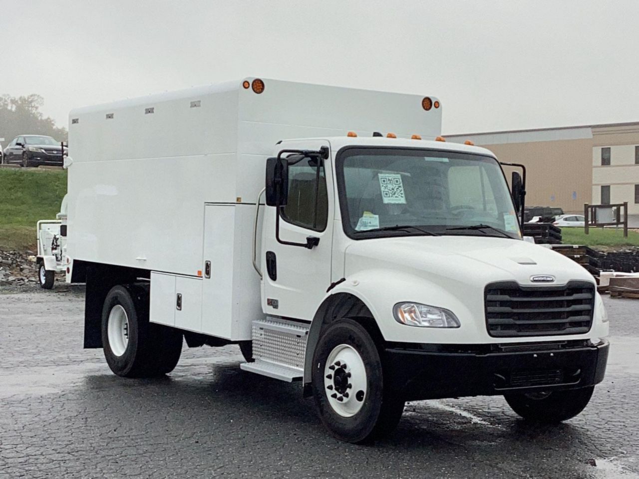 2027 FREIGHTLINER BUSINESS CLASS M2 106 in Kansas City, MO