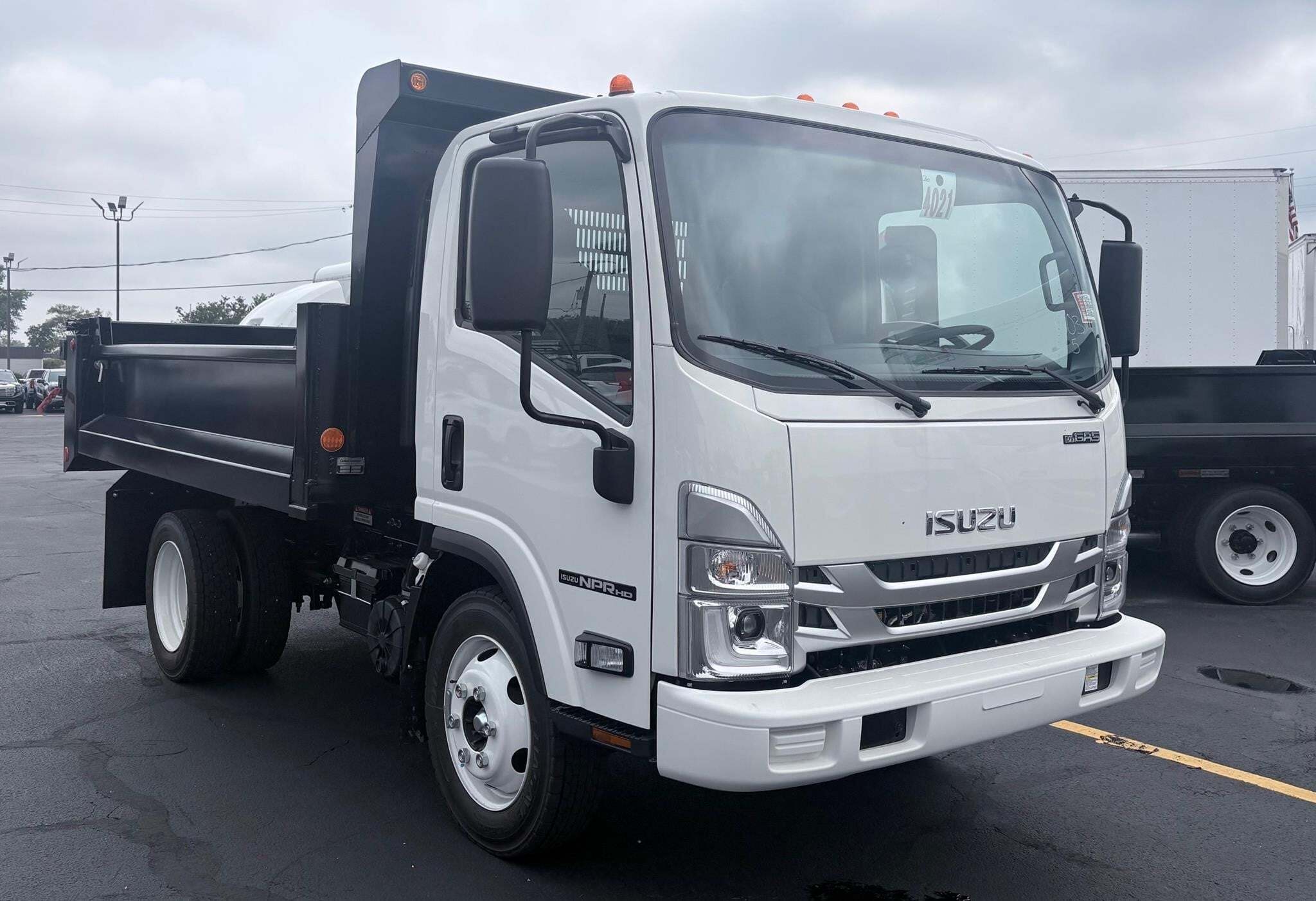 2027 ISUZU NPR HD in Aurora, IL
