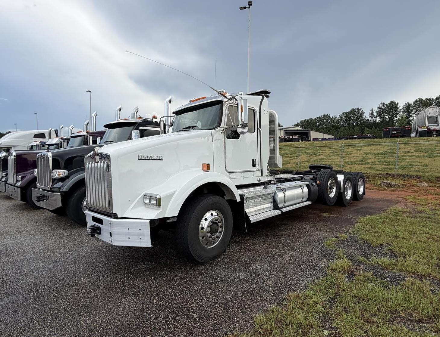 2023 KENWORTH T800 in Jackson, GA