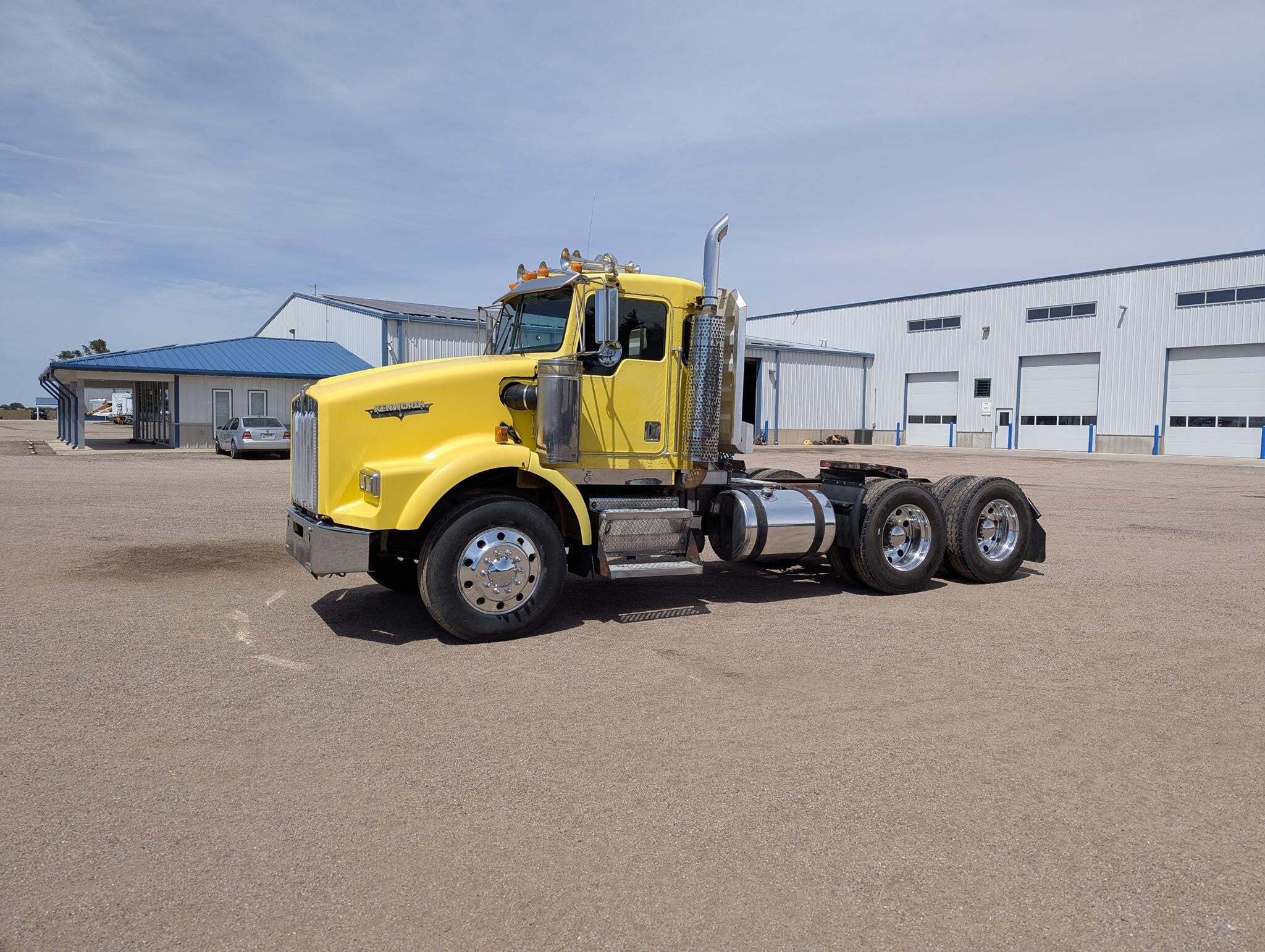 1997 KENWORTH T800 in Sawyer, KS