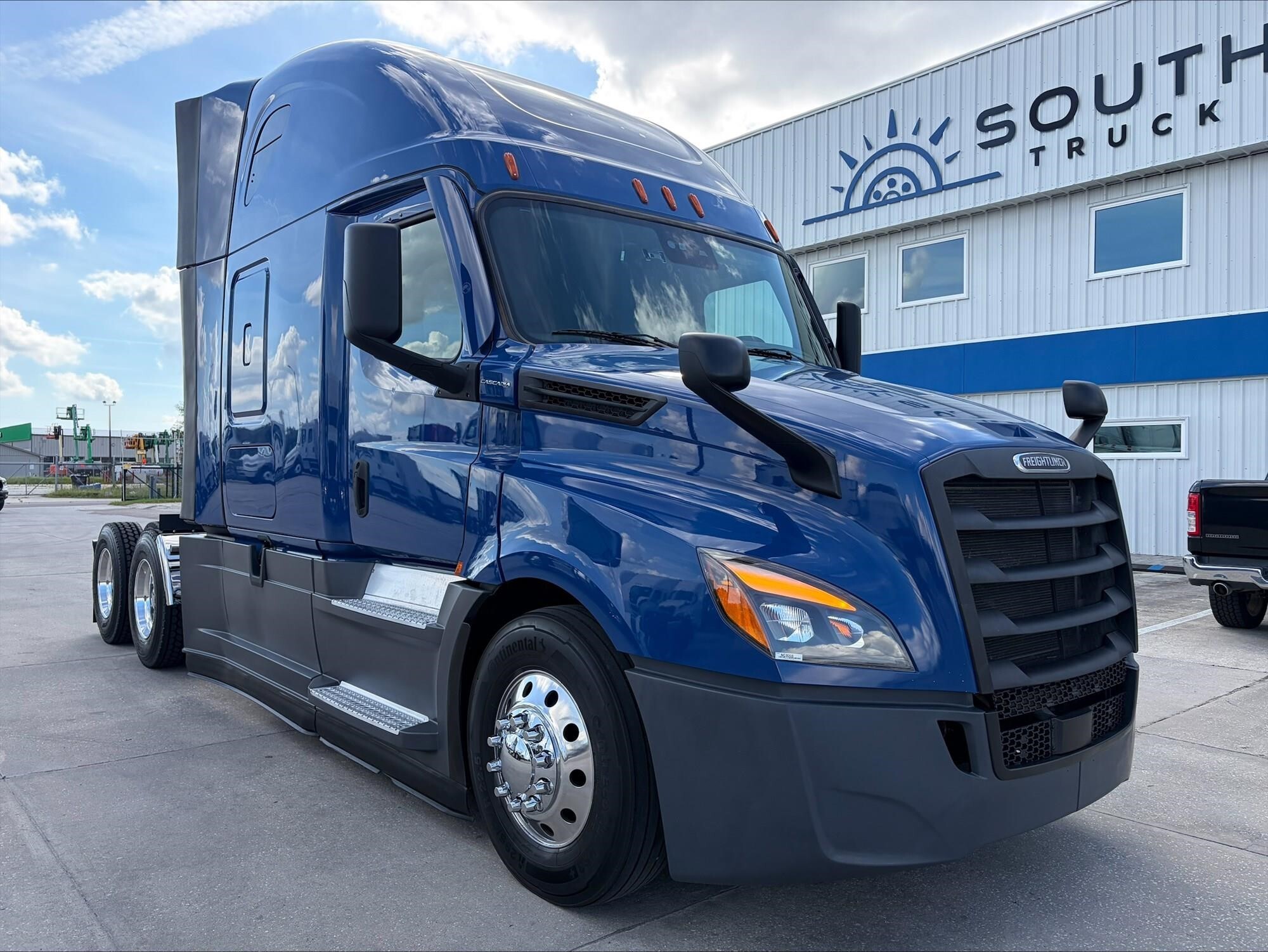 2022 FREIGHTLINER CASCADIA 126 in Tampa, FL