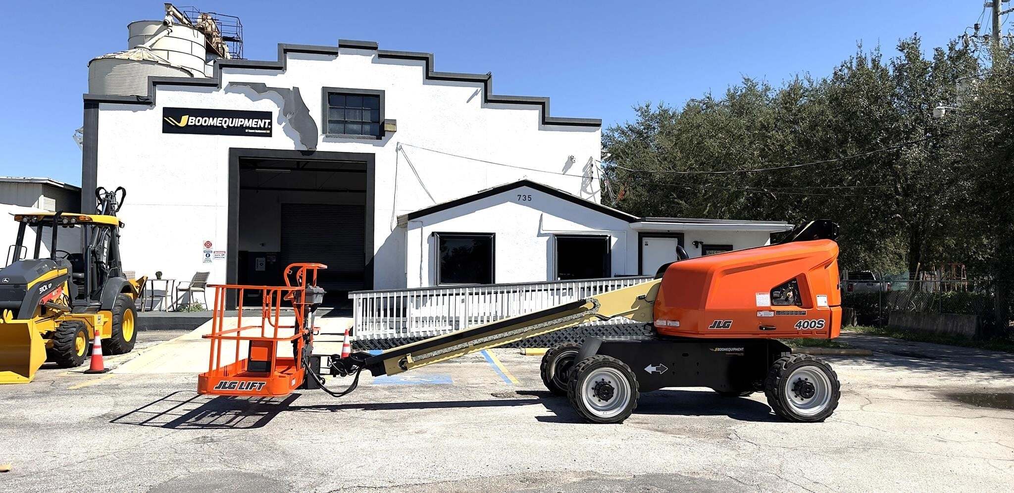 2017 JLG 400S in Kissimmee, FL