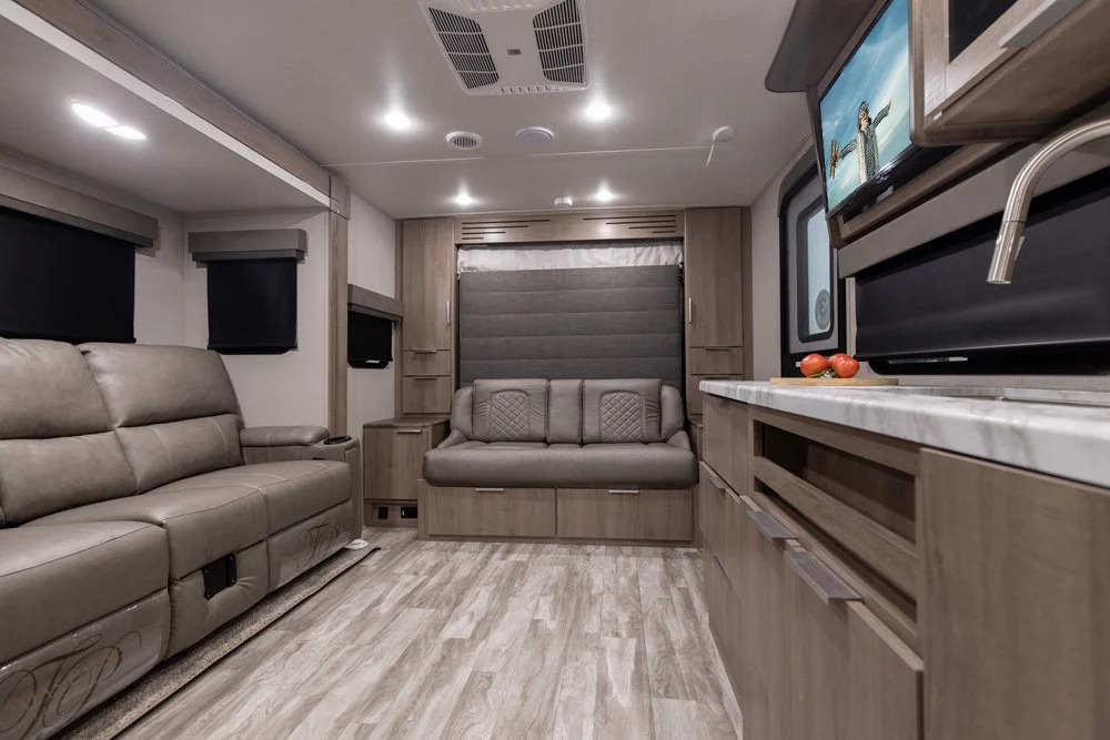 2024 Grand Design IMAGINE 17MKE in chuluota FL