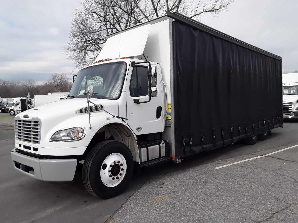 2019 FREIGHTLINER BUSINESS CLASS M2 106 in Charlotte, NC