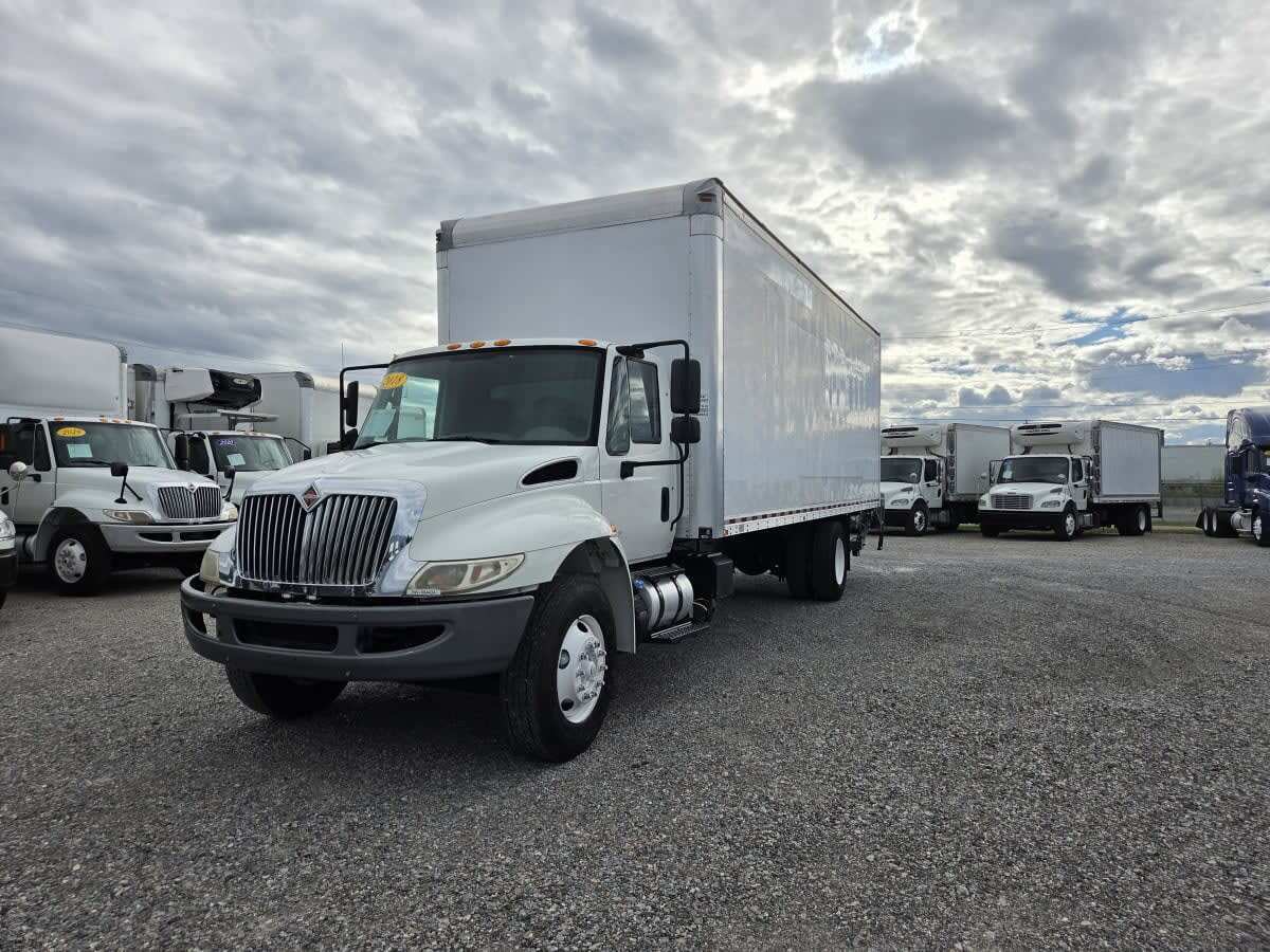 2018 INTERNATIONAL 4300 in Saint Rose, LA