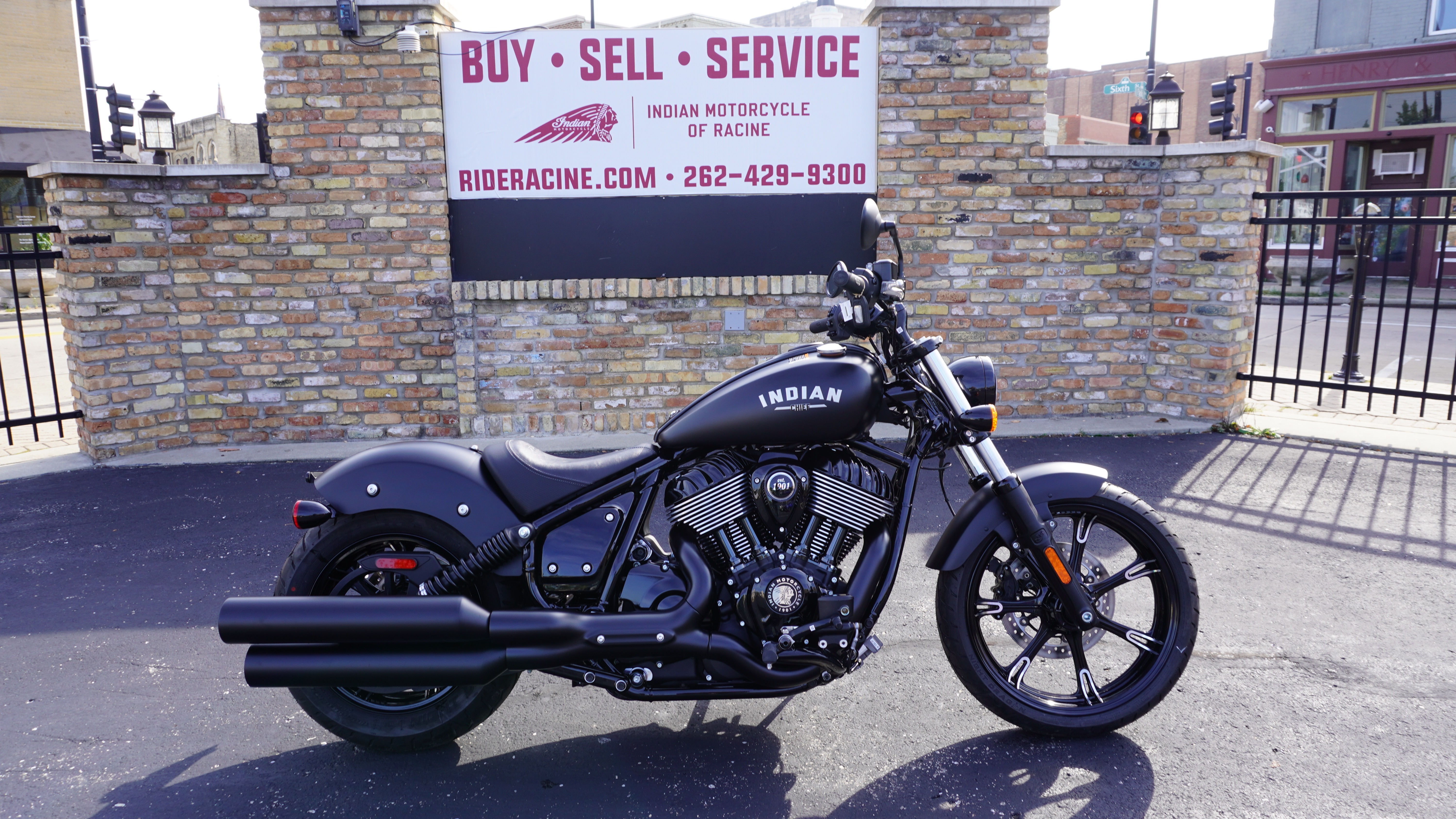 2023 Indian Motorcycle Chief Dark Horse® DARK HORSE in Racine, WI