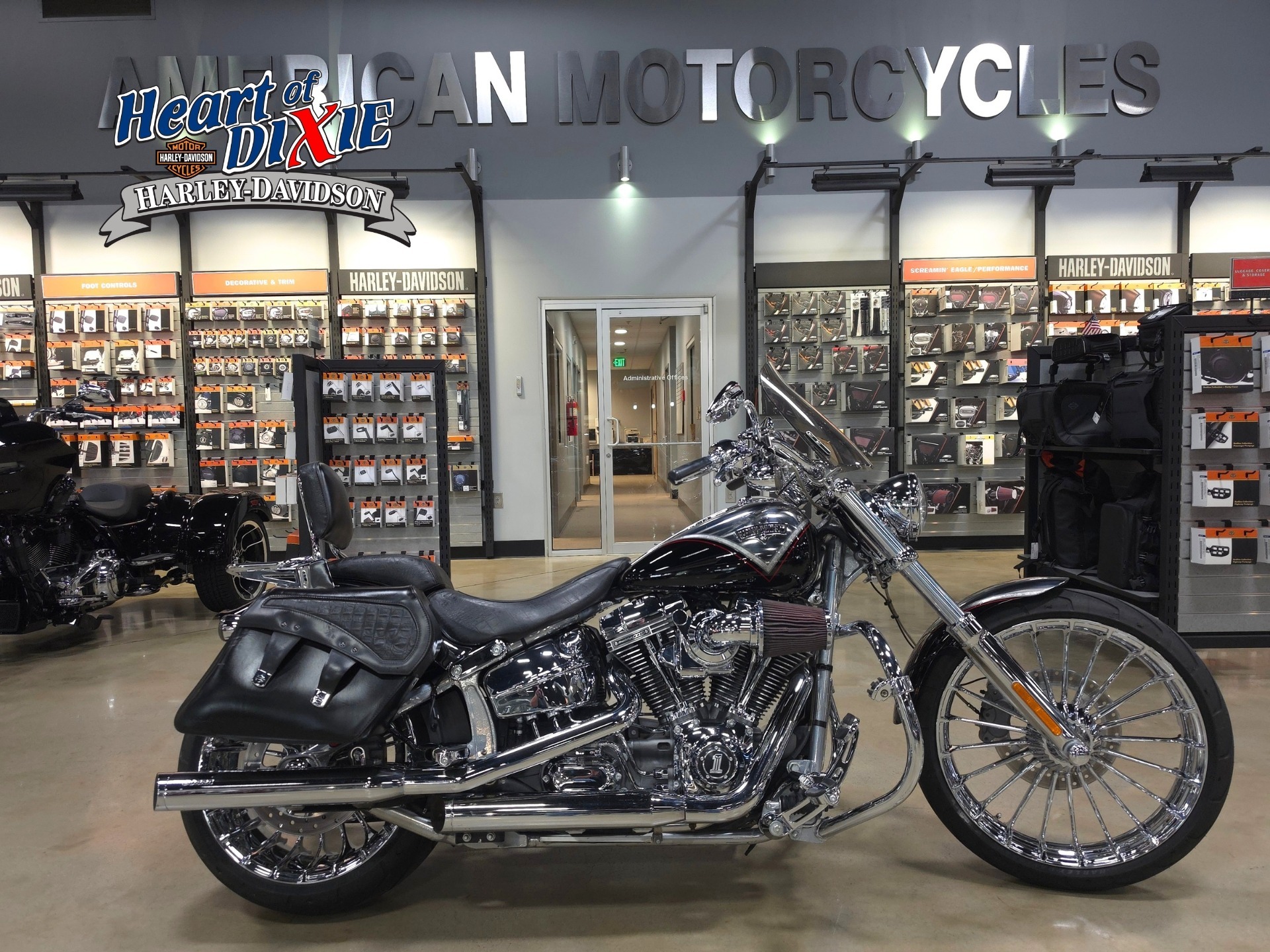 2013 Harley-Davidson CVO Breakout CVO in Pelham, AL