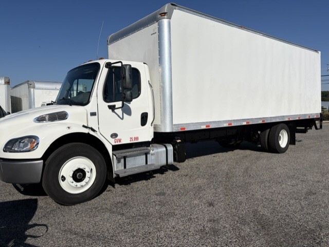 2024 FREIGHTLINER BUSINESS CLASS M2 106 in Pilesgrove, NJ