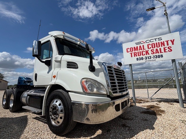 2016 FREIGHTLINER CASCADIA 113 in New Braunfels, TX