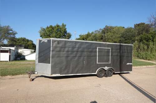 2014 Homesteader Trailer in kingman KS