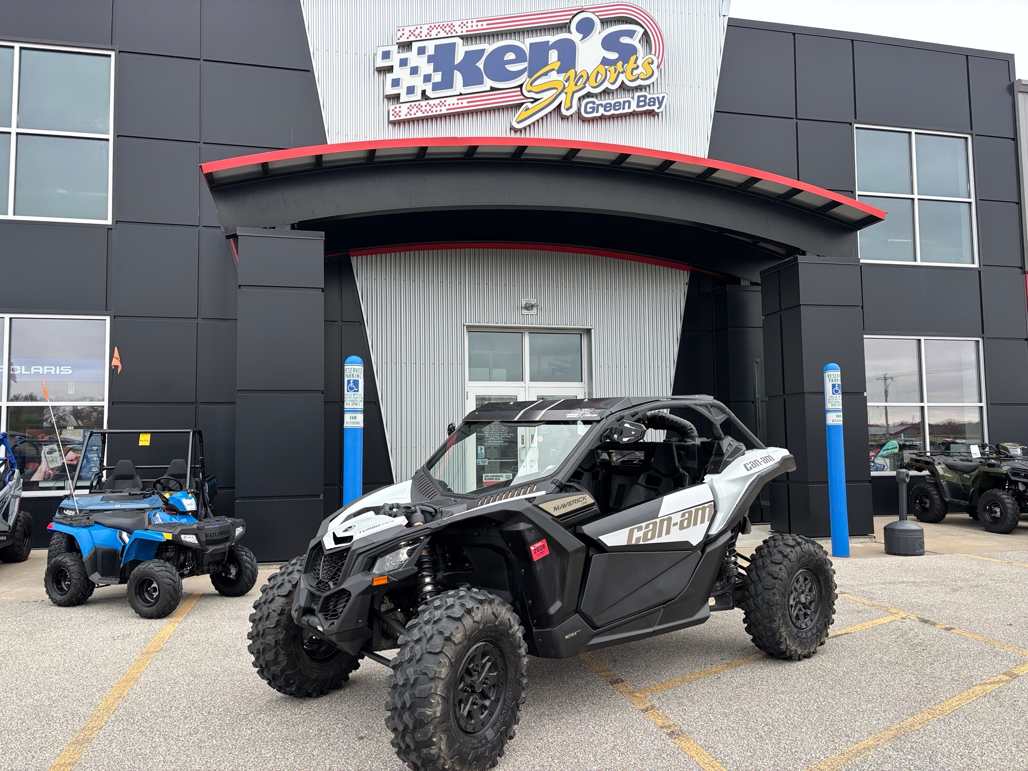 2024 Can-Am Maverick X3 DS Turbo RR Recreation / Sport ATV
