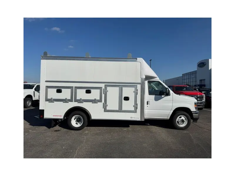 2027 FORD ECONOLINE
