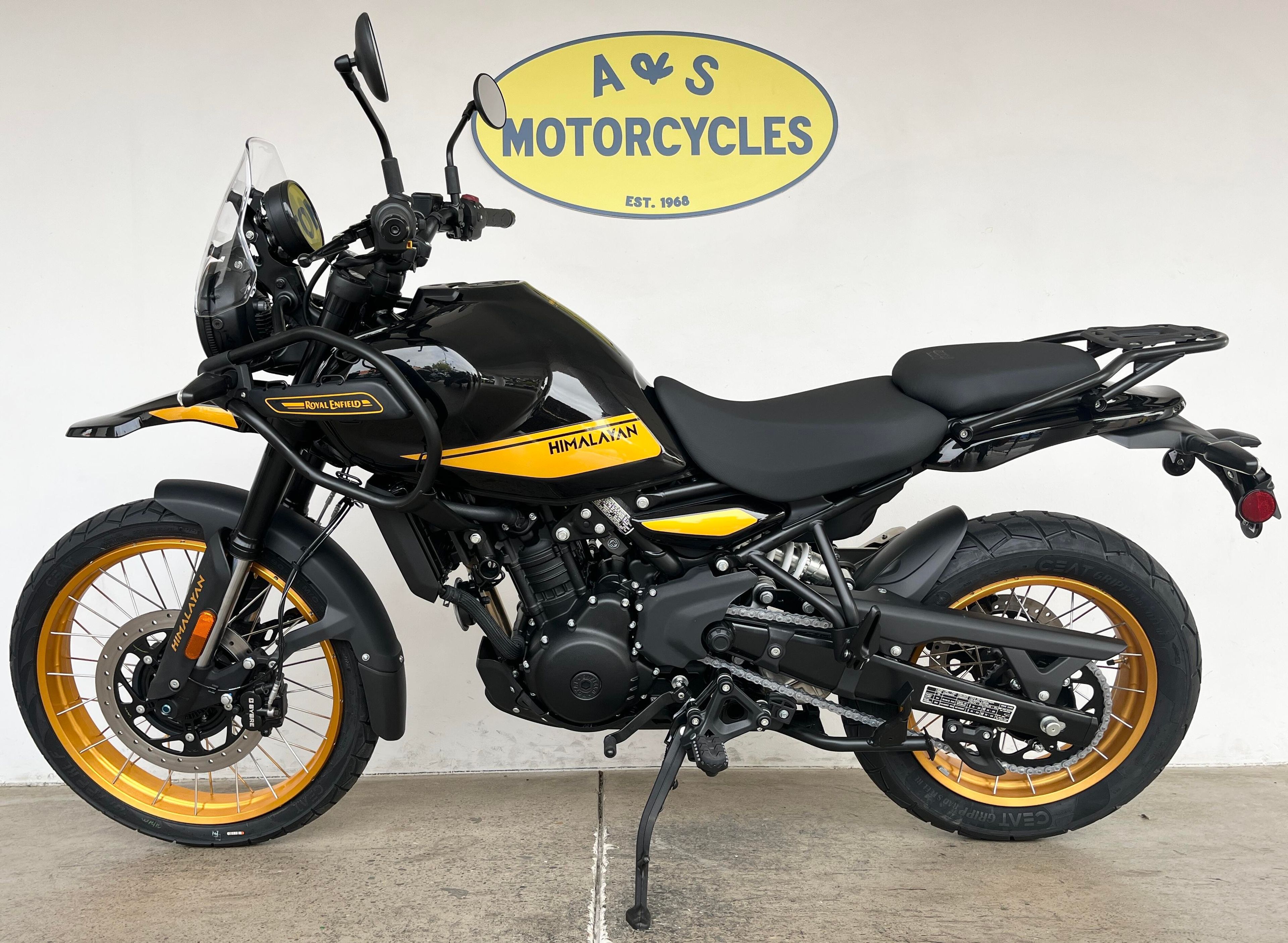 2026 Royal Enfield HIMALAYAN 450 TUBELESS BASE in Roseville, CA