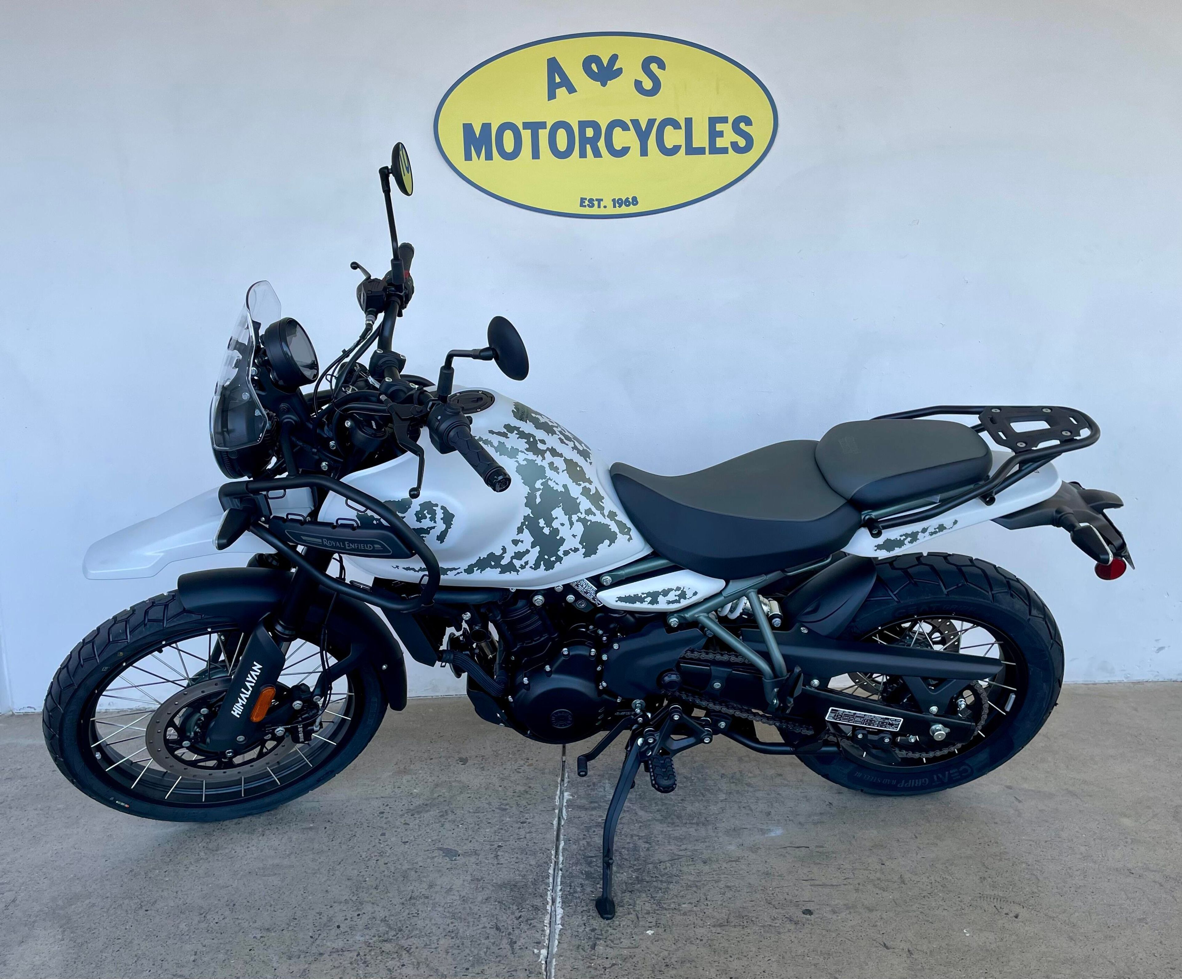 2025 Royal Enfield HIMALAYAN 450 TUBELESS BASE in Roseville, CA