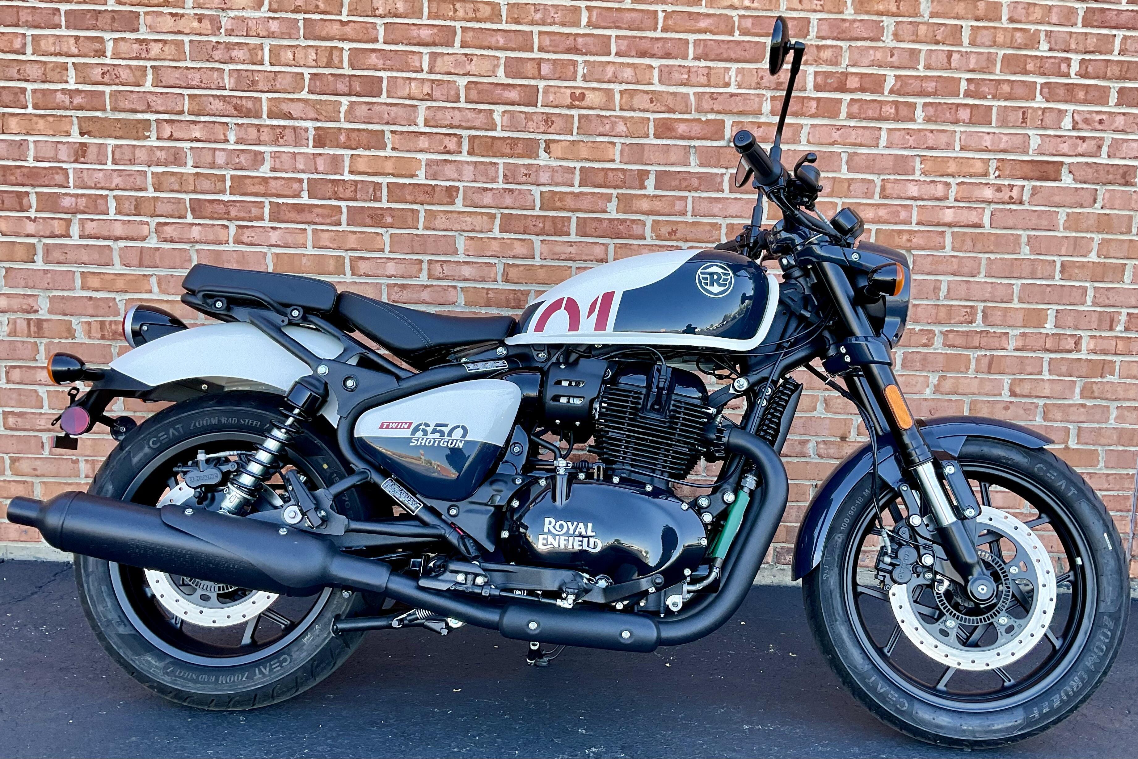 2026 Royal Enfield Shotgun 650 650 in Villa Park, IL