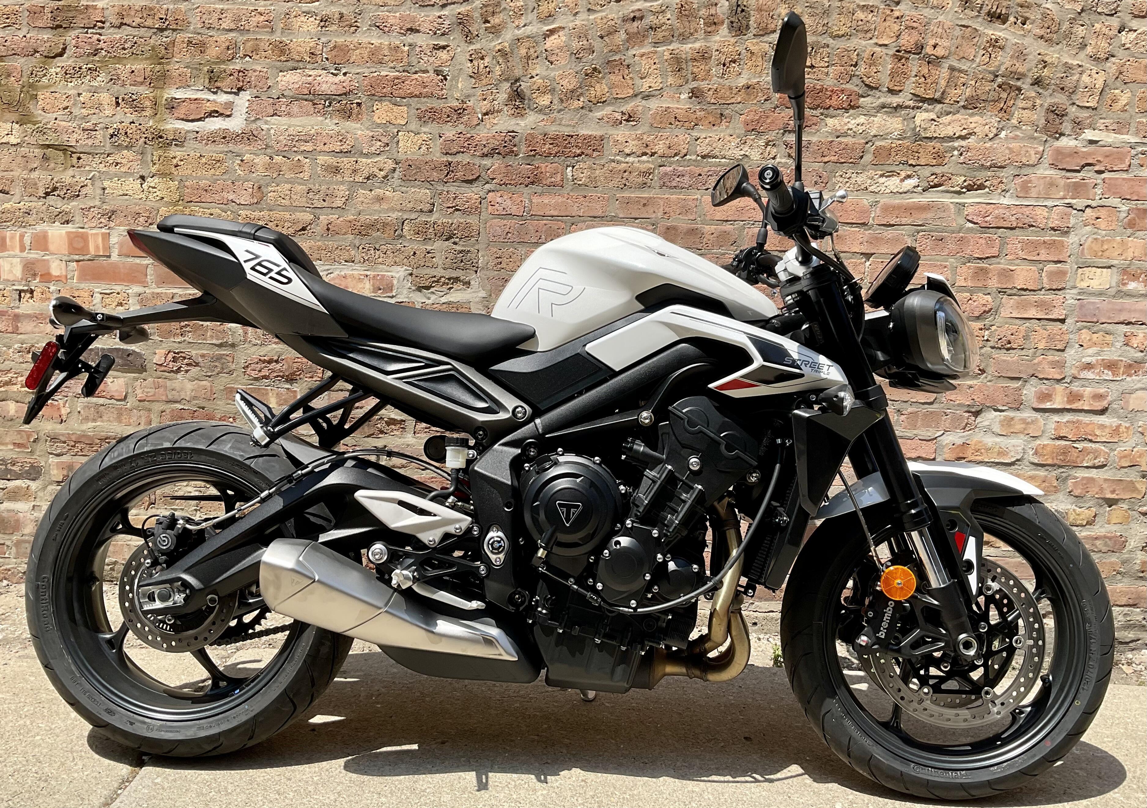 2025 Triumph Street Triple 765 R 765 R in Villa Park, IL