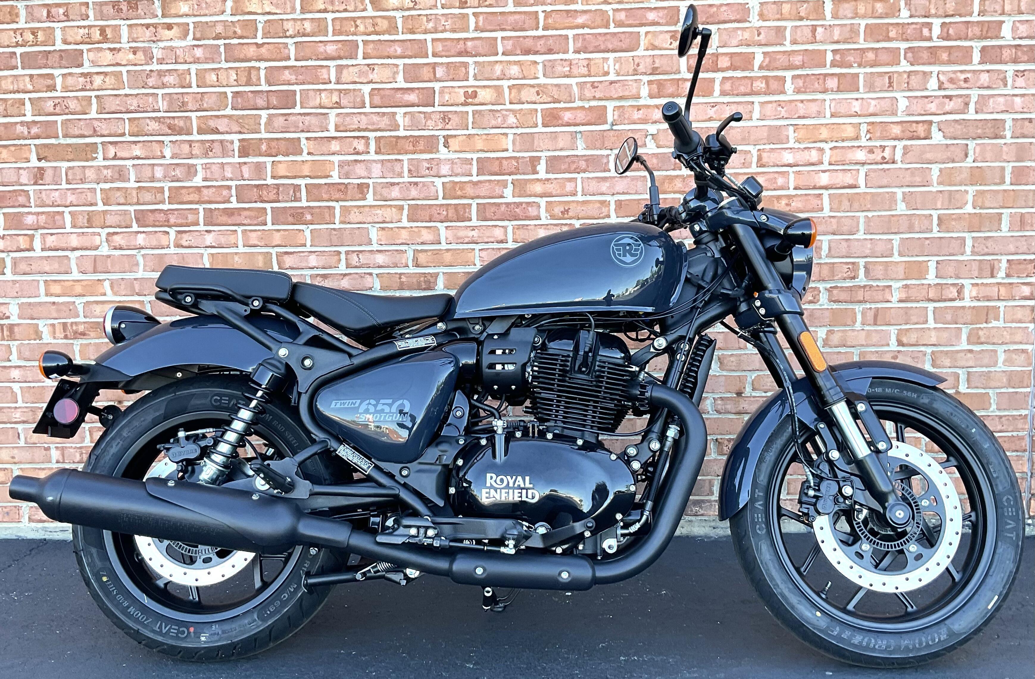 2026 Royal Enfield Shotgun 650 650 in Villa Park, IL