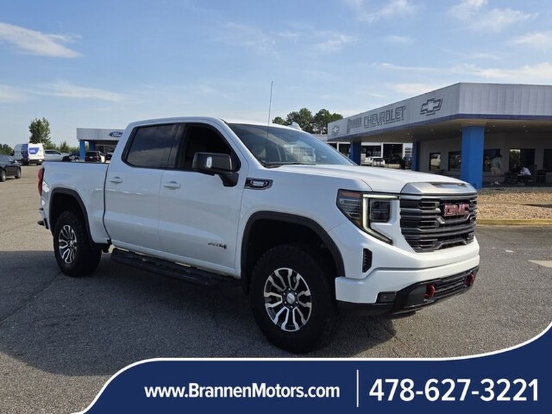 2022 GMC Sierra 1500 AT4 in Unadilla, GA
