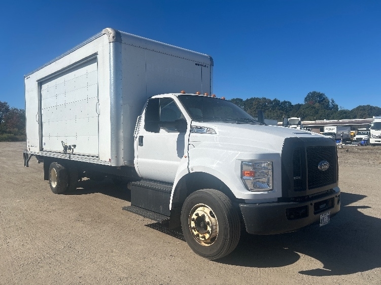 2022 FORD F650 in Londonderry, NH