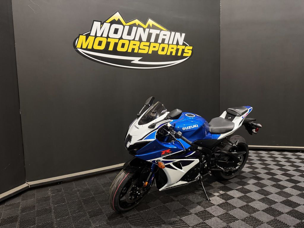 2027 Suzuki GSX-R 1000 1000 in Kodak, TN