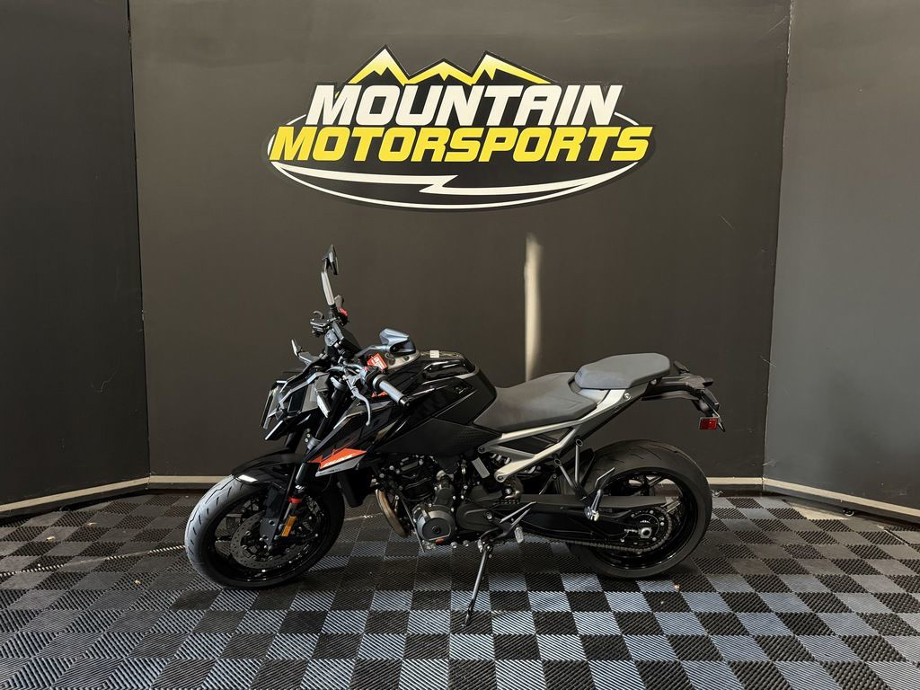 2027 KTM Duke 790 DUKE in Kodak, TN