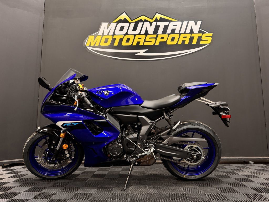 2025 Yamaha YZF R7 R7 in Oxford, AL