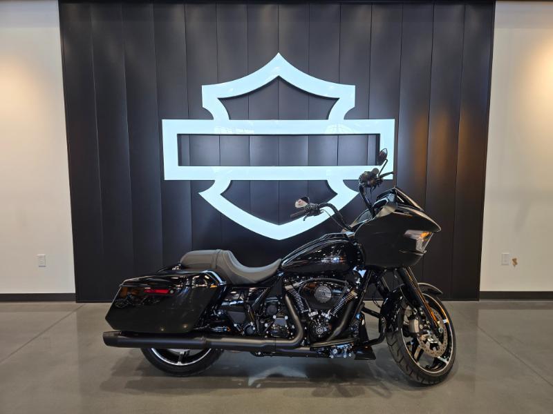 2026 Harley-Davidson ROAD GLIDE in Appleton, WI