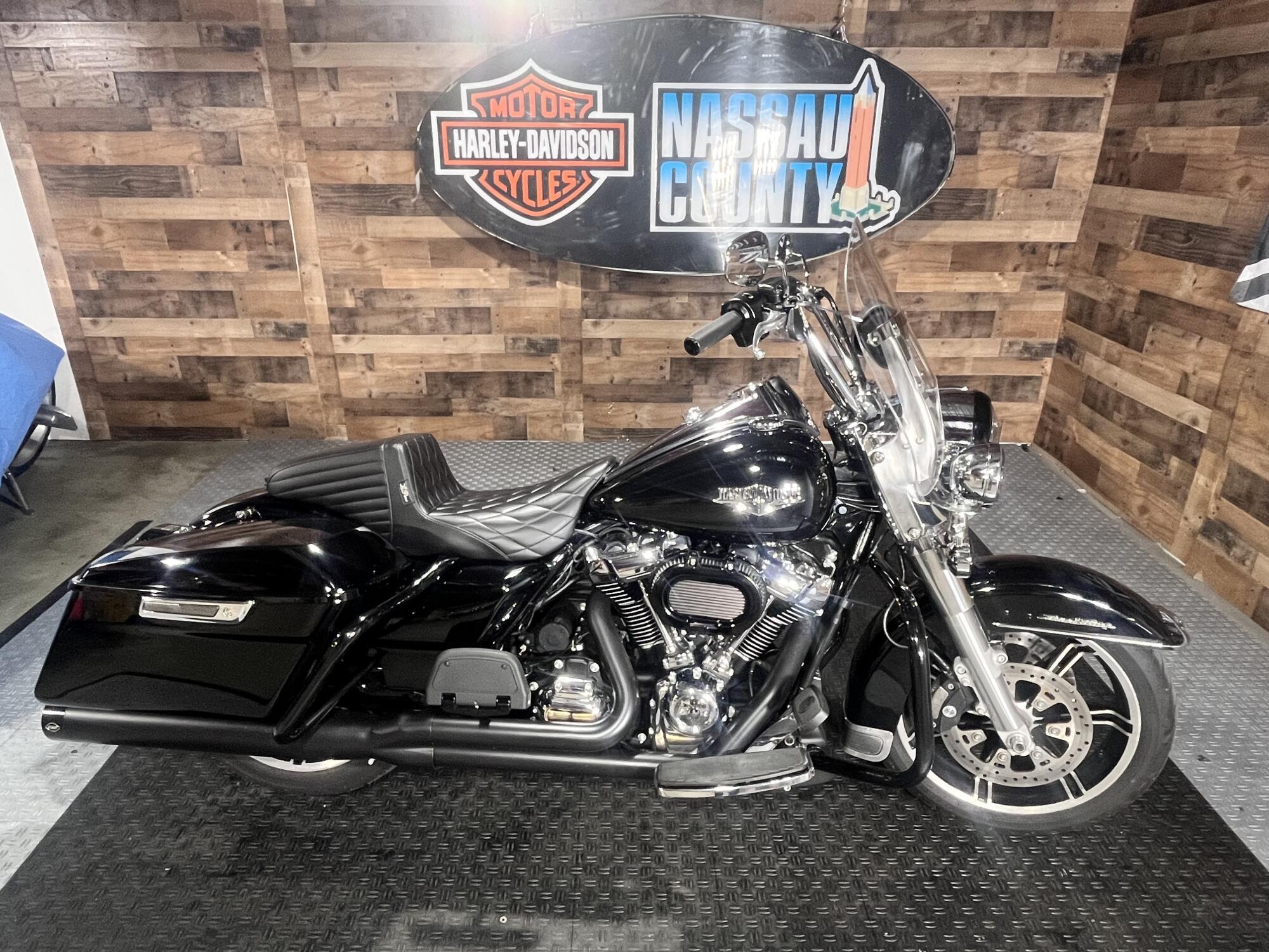 2022 Harley-Davidson Road King in Bellmore, NY
