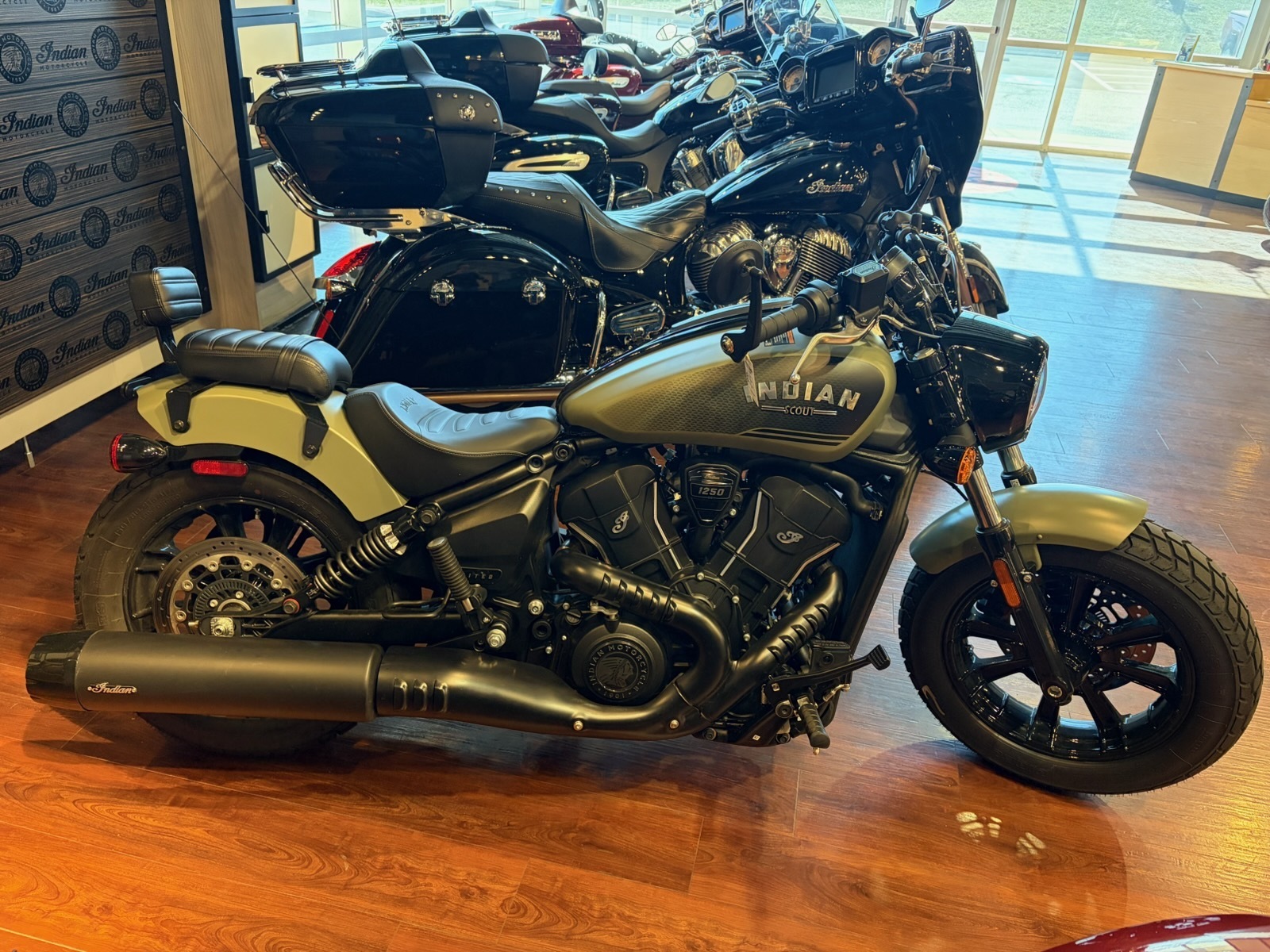 2026 Indian Motorcycle Scout Bobber Limited +Tech LIMITED + TECH in Walton, KY
