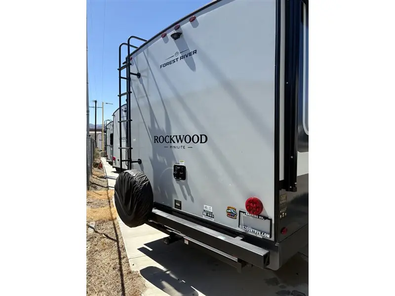 2026 Forest River ROCKWOOD MINI LITE 2520BH