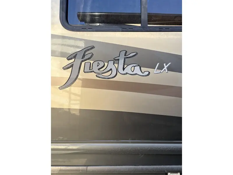 2008 Fleetwood FIESTA LX 34N