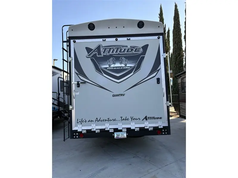2021 Eclipse RV Attitude 3322SAG