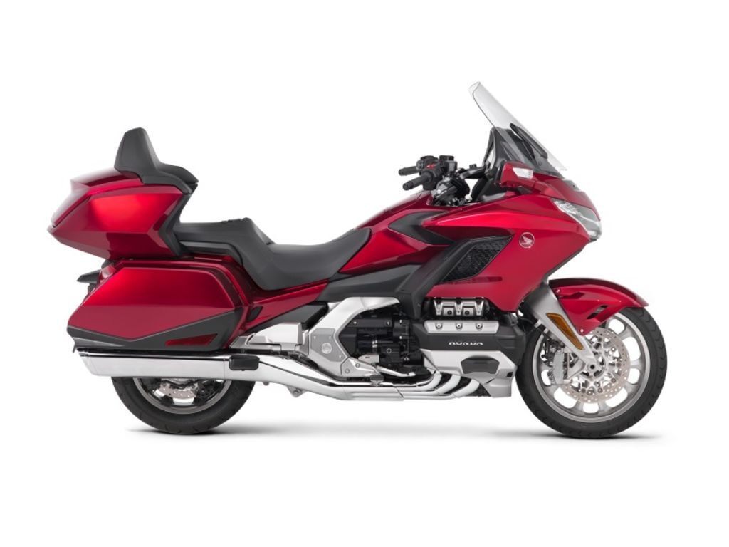 2018 Honda® Gold Wing Tour Candy Ardent Red 1800 TOUR in Ormond Beach, FL