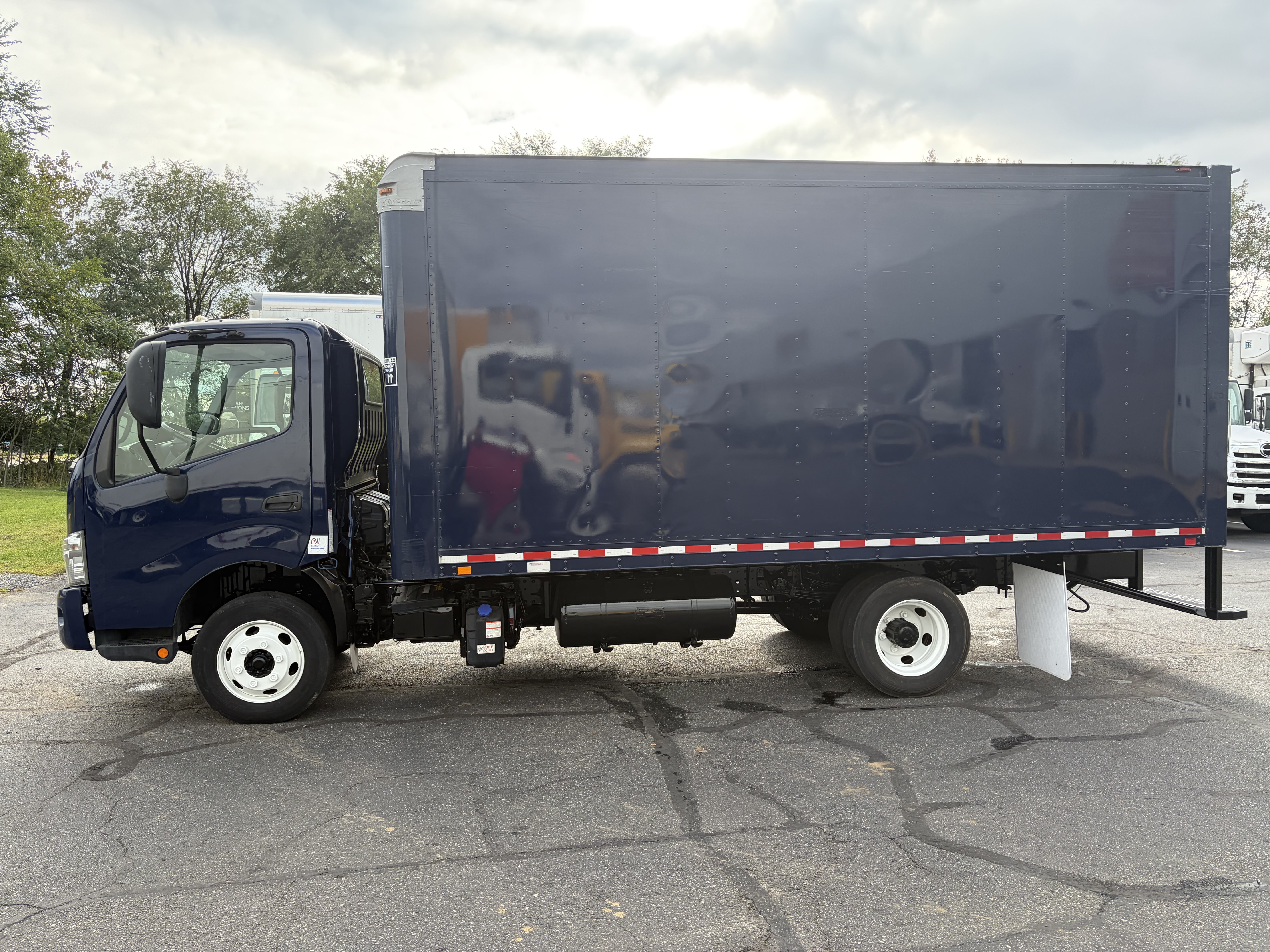 2019 HINO 155 in Philadelphia, PA