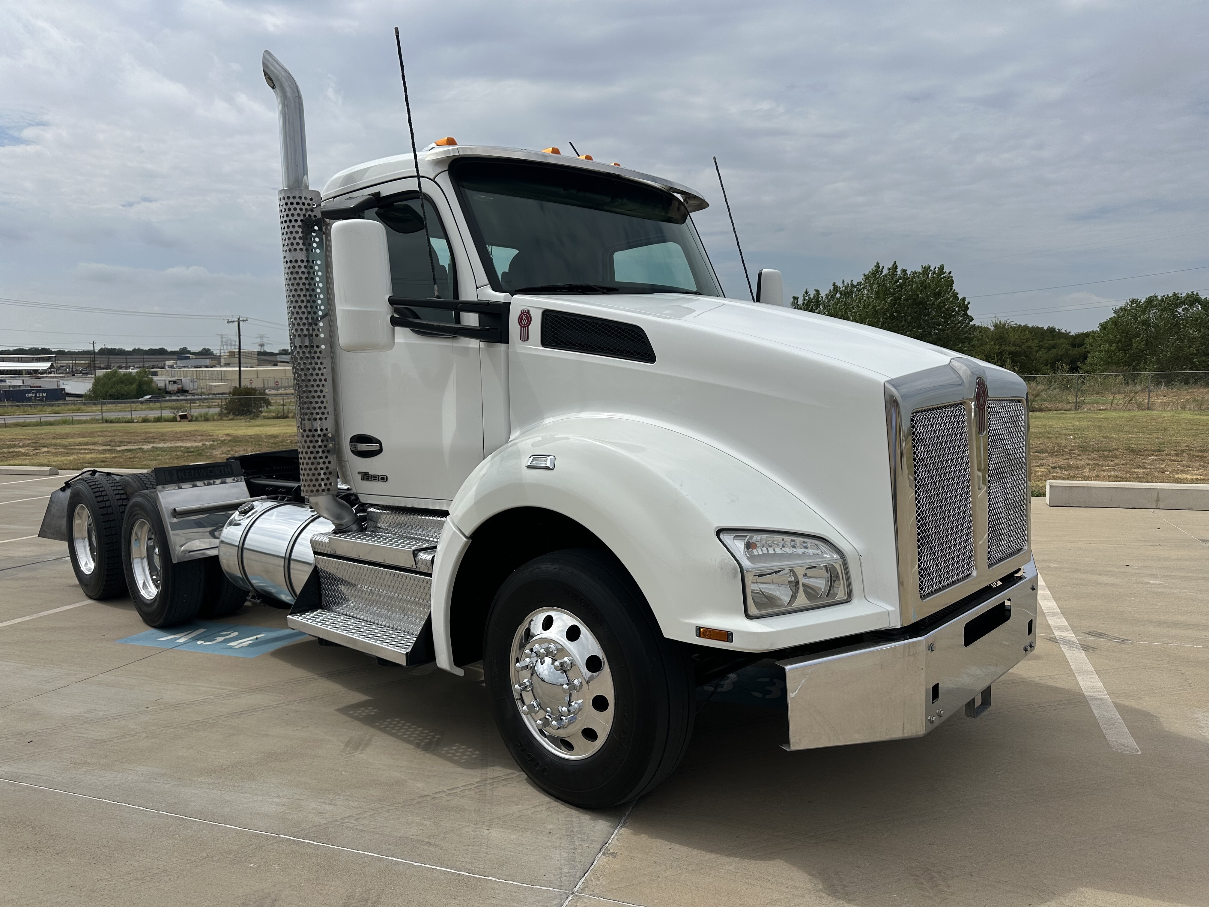 2022 Kenworth T880 in Alvarado, TX