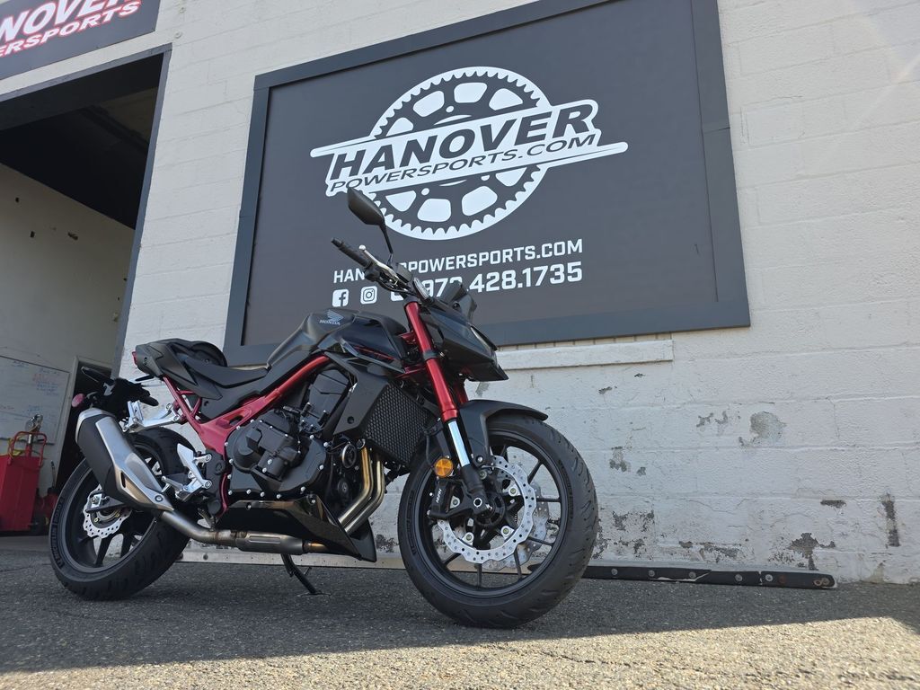 2026 Honda® CB750 Hornet E-Clutch E-CLUTCH in East Hanover, NJ